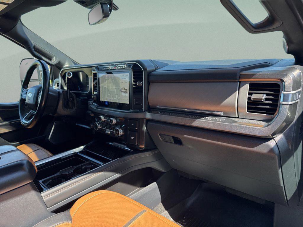 Used 2024 Ford F250 Platinum image 34