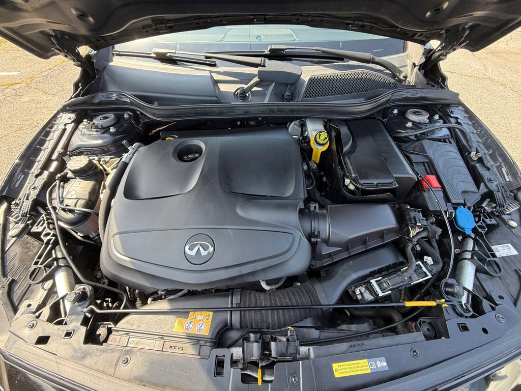 Used 2018 INFINITI QX30 FWD image 24