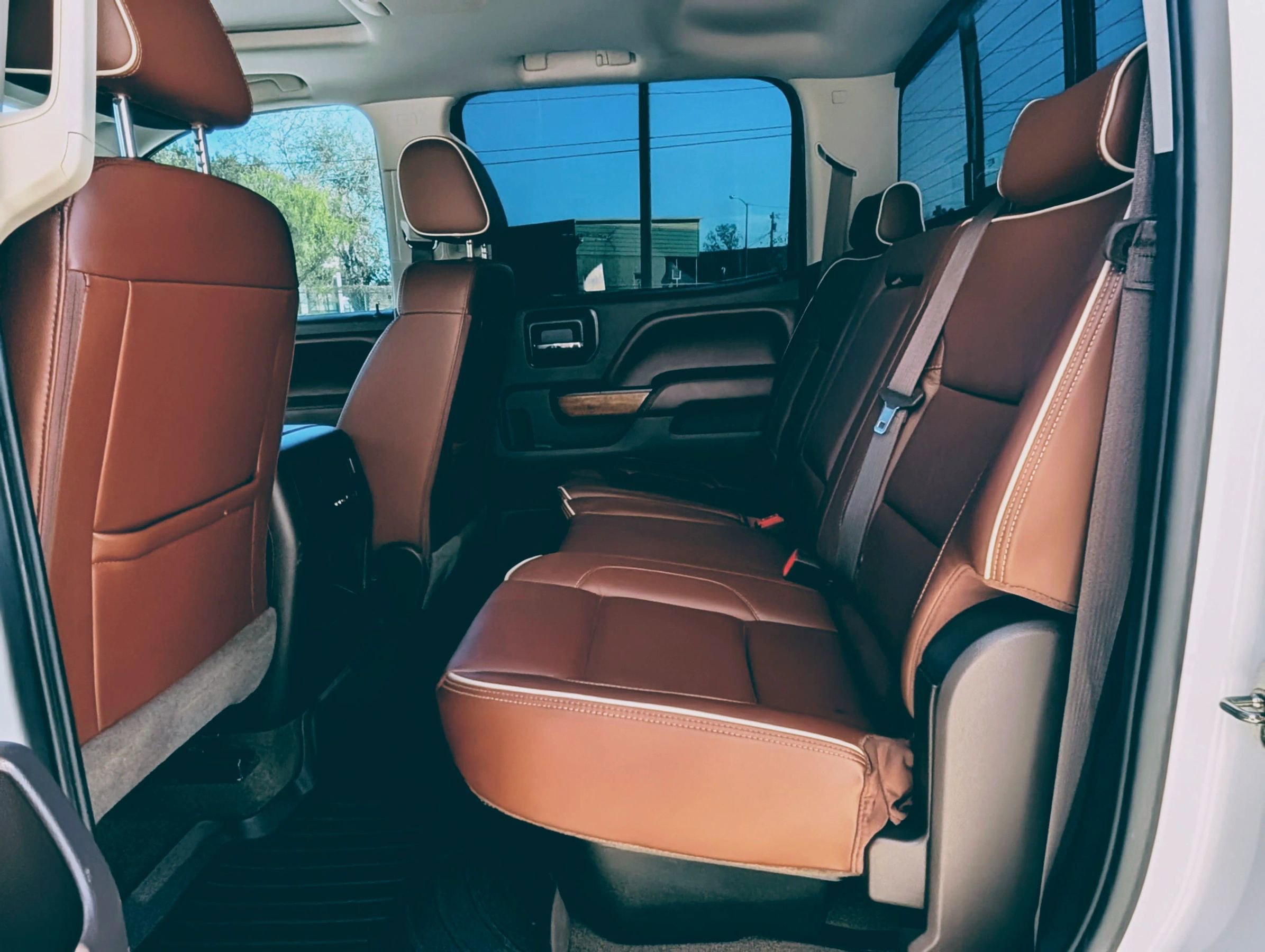 Used 2016 Chevrolet Silverado 2500 High Country w/ Duramax Plus Package image 17