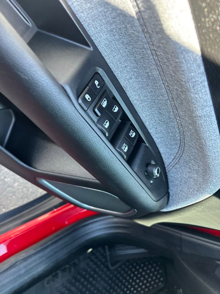 Used 2024 Jeep Compass Latitude image 22