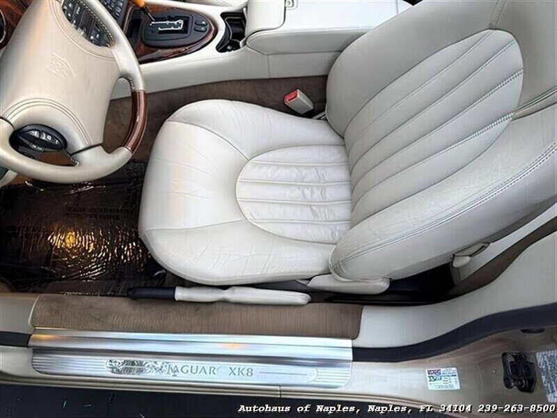 Used 1998 Jaguar XK8 Convertible RWD image 30