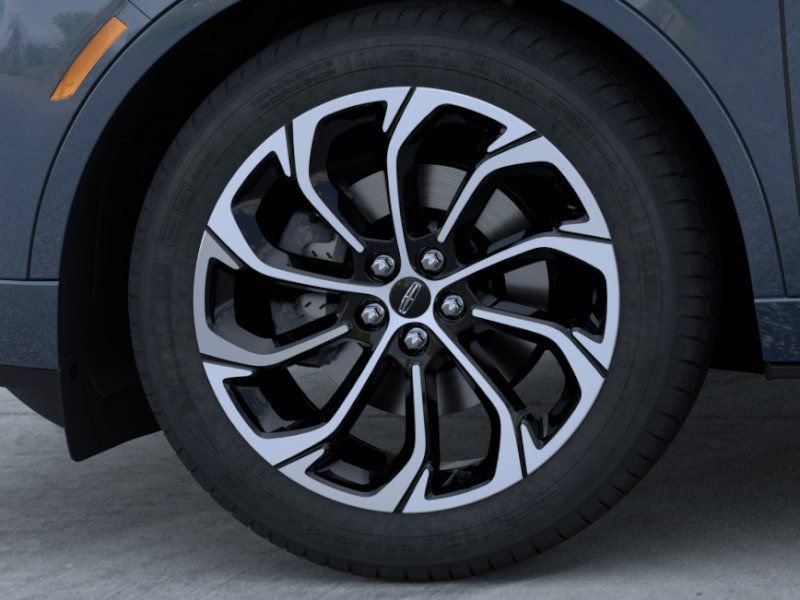 New 2026 Lincoln Nautilus Reserve AWD/4WD image 19
