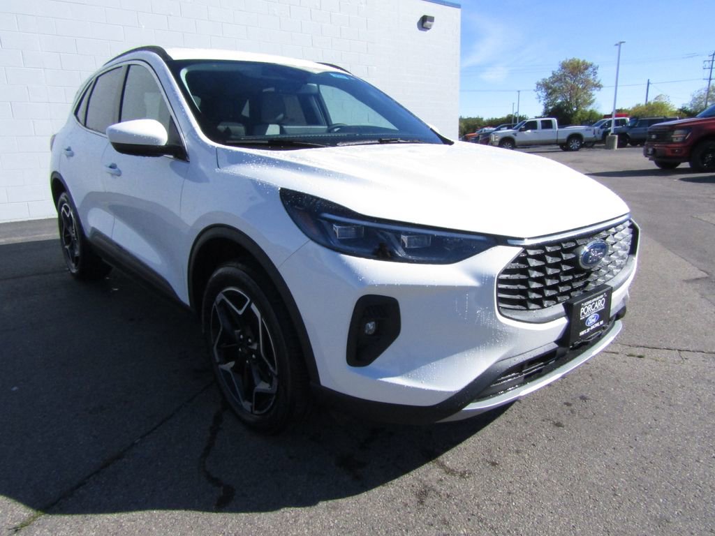 New 2026 Ford Escape Platinum image 8