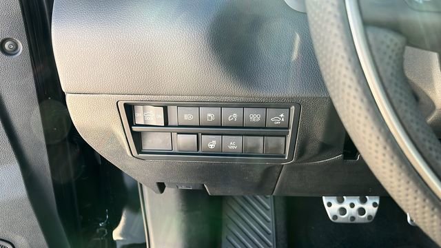 New 2026 Toyota Tundra Limited AWD/4WD image 8