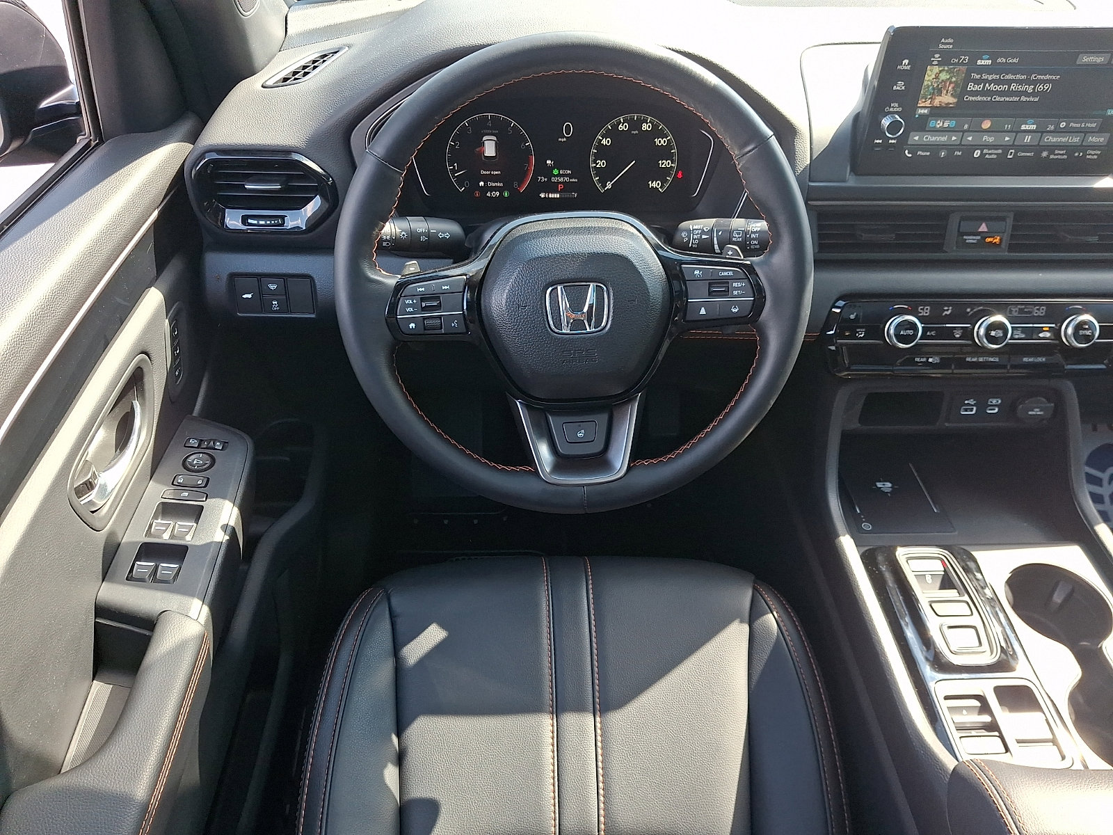 Used 2024 Honda Pilot TrailSport image 2