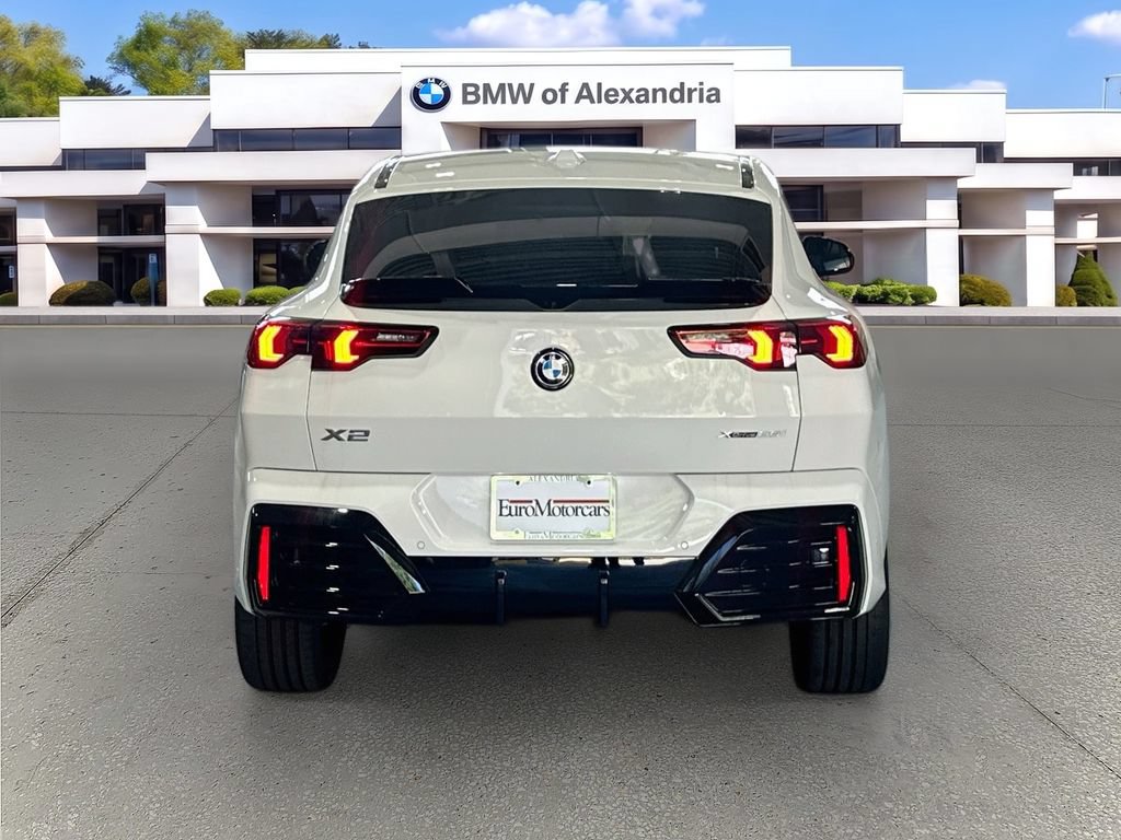 New 2026 BMW X2 xDrive28i w/ Technology Package AWD/4WD image 6
