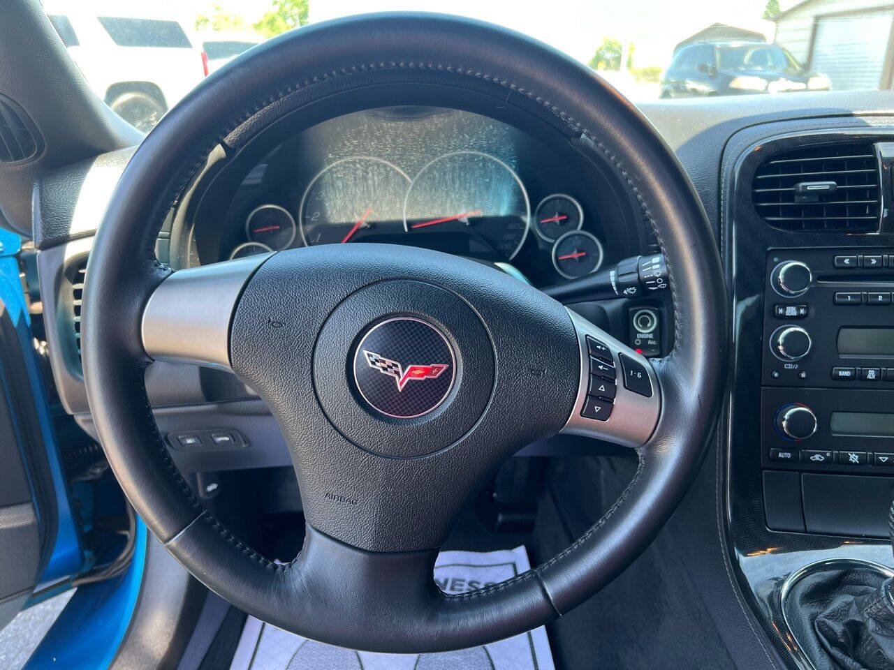 Used 2010 Chevrolet Corvette Coupe w/ 1LT RWD image 23