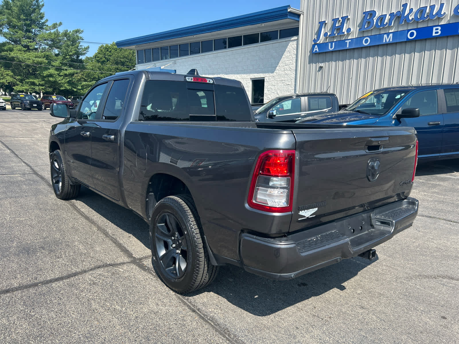 Used 2022 RAM 1500 Big Horn AWD/4WD image 5