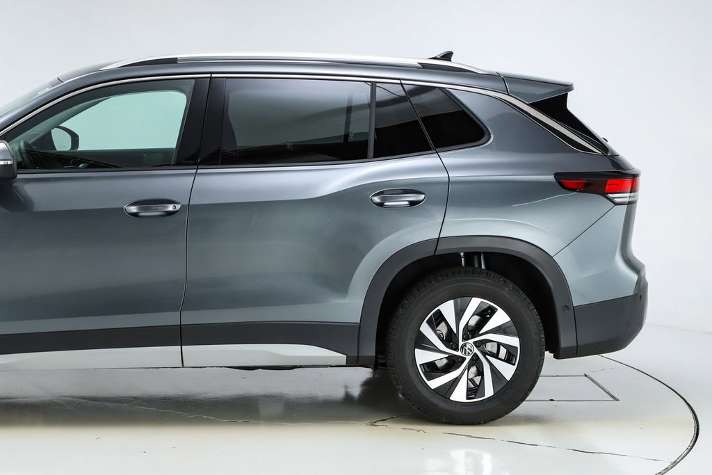 New 2026 Volkswagen Tiguan S image 4