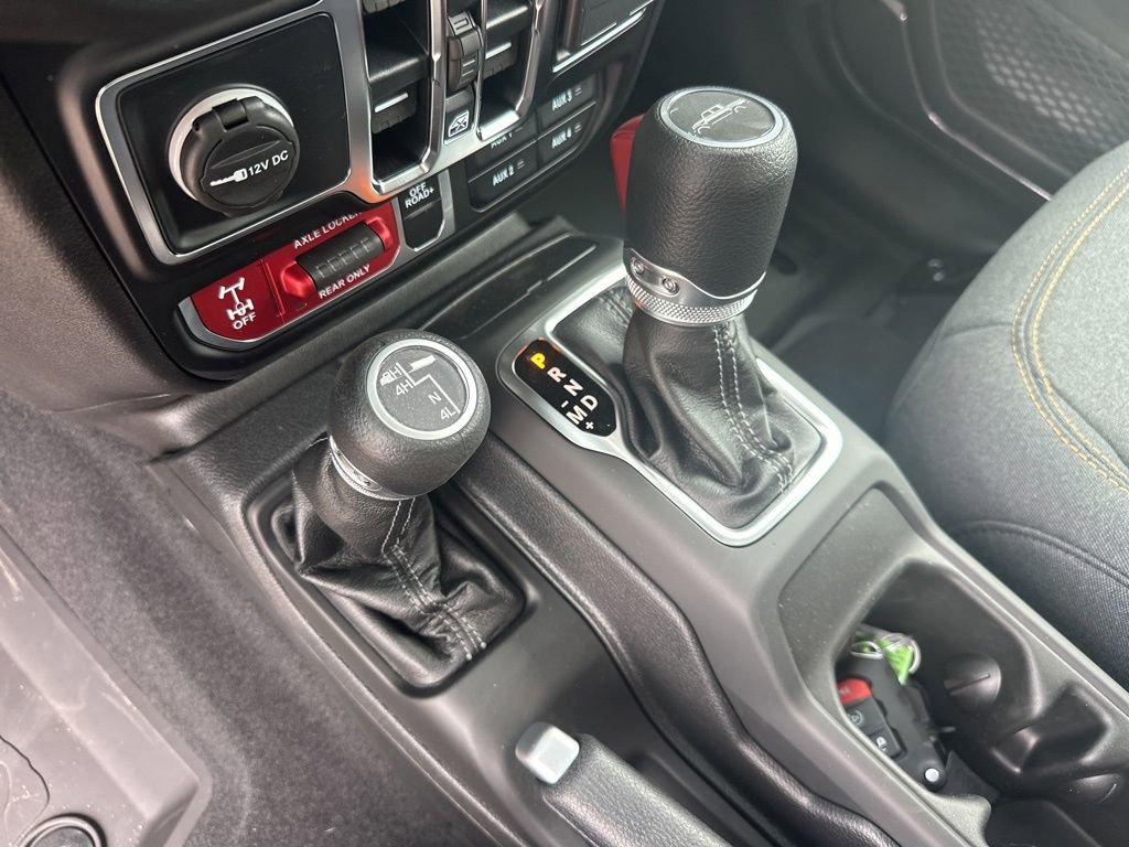 New 2025 Jeep Gladiator Willys image 25