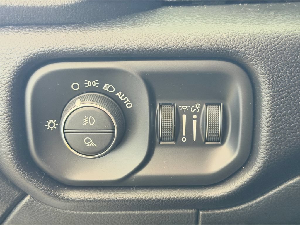 Used 2020 RAM 2500 Laramie AWD/4WD image 24