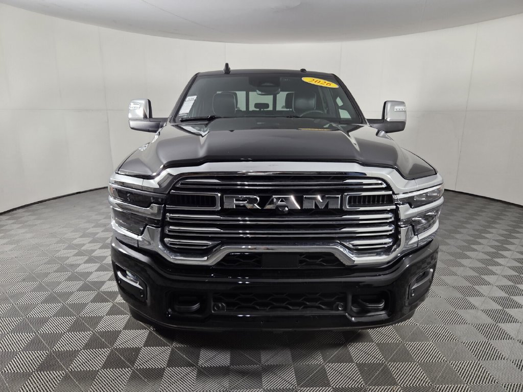 Used 2026 RAM 2500 Laramie AWD/4WD image 3