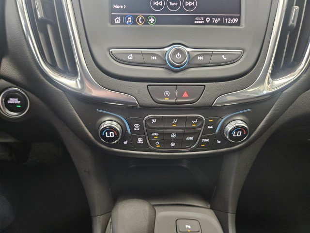 Used 2022 Chevrolet Equinox LT FWD image 24
