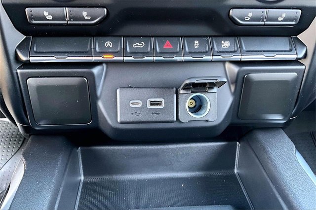 Used 2021 Chevrolet Silverado 1500 RST image 17