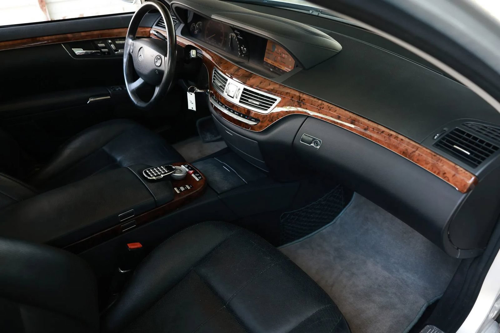 Used 2007 Mercedes-Benz S 550 image 25