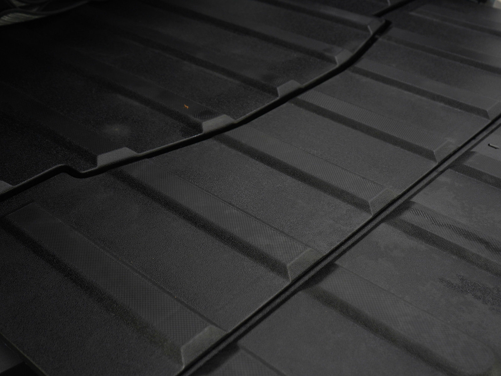 Used 2025 Rivian R1T Adventure image 11