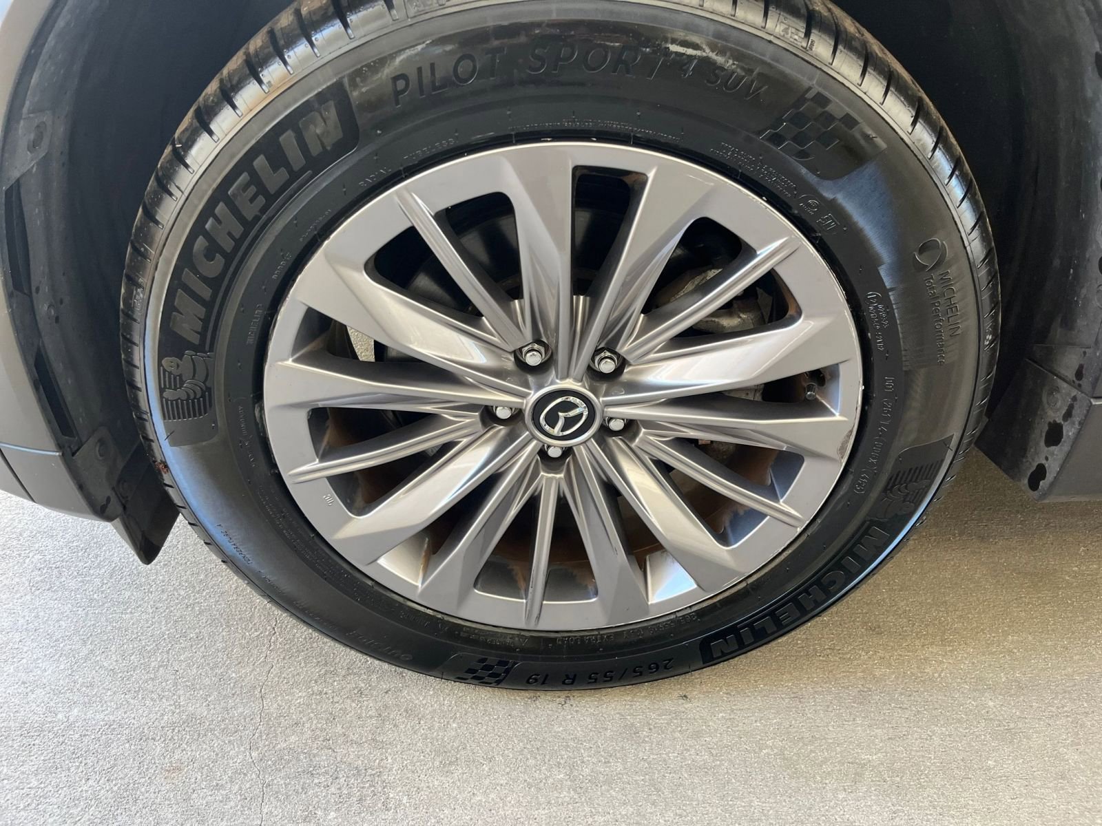 Used 2025 MAZDA CX-90 3.3 Turbo w/ Preferred Package AWD/4WD image 33