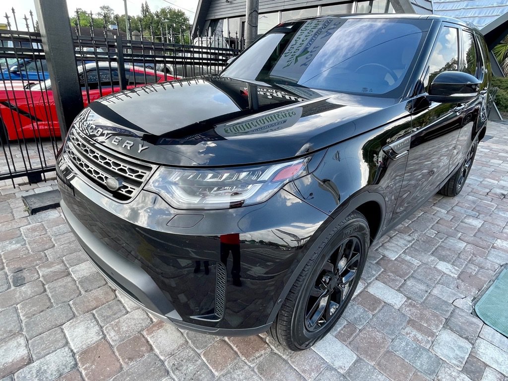 Used 2017 Land Rover Discovery SE AWD/4WD image 40