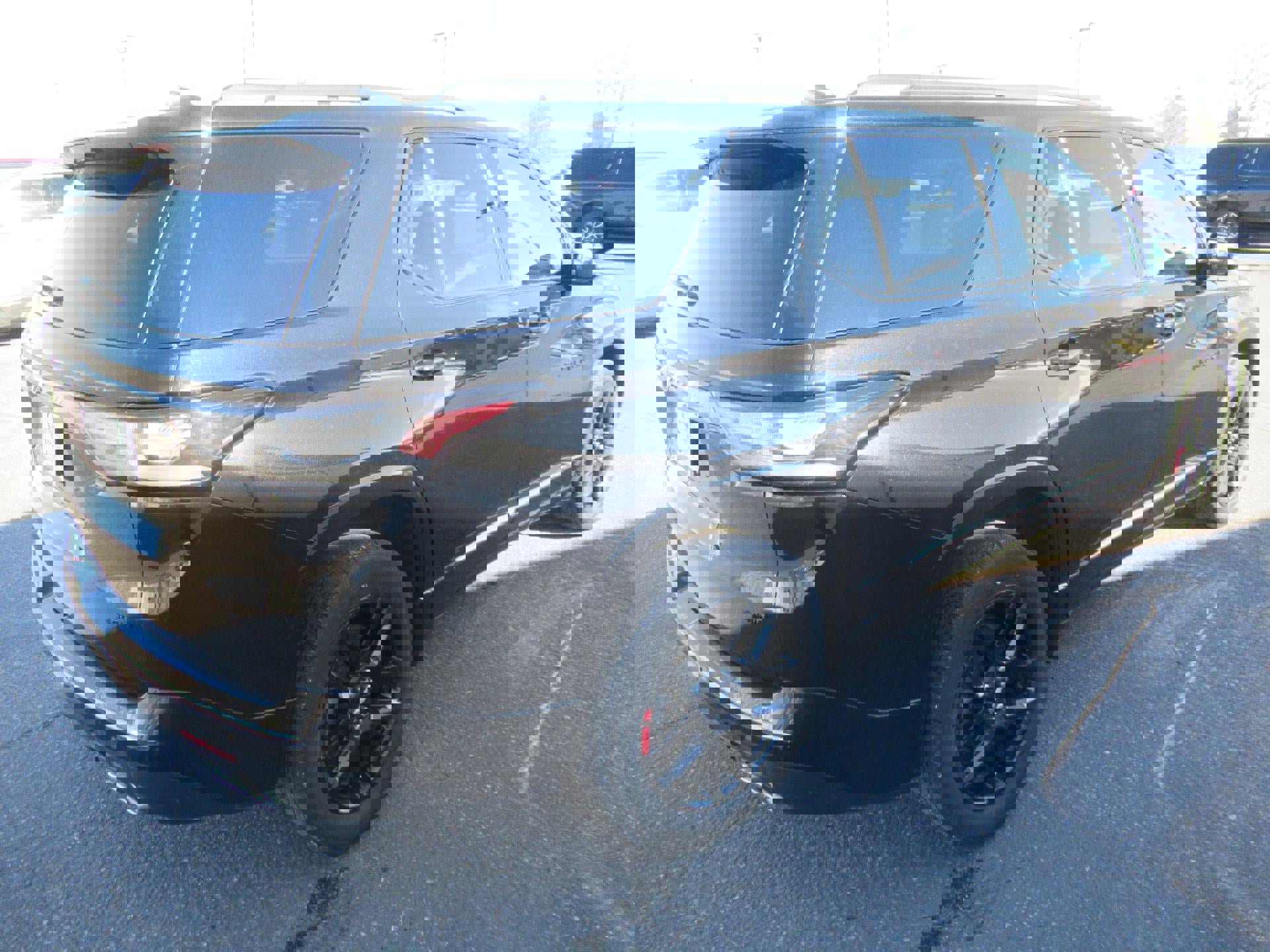 Used 2020 Chevrolet Traverse Premier w/ Redline Edition image 5