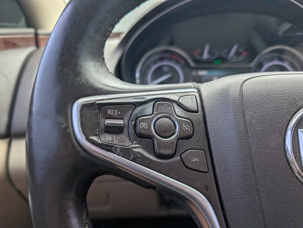 Used 2016 Buick Regal FWD image 14