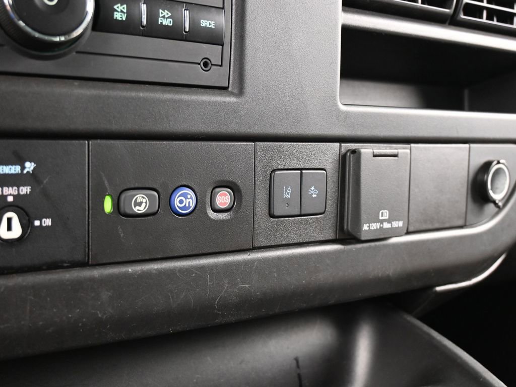 Used 2020 GMC Savana 3500 LT w/ LT Preferred Equipment Group RWD image 23