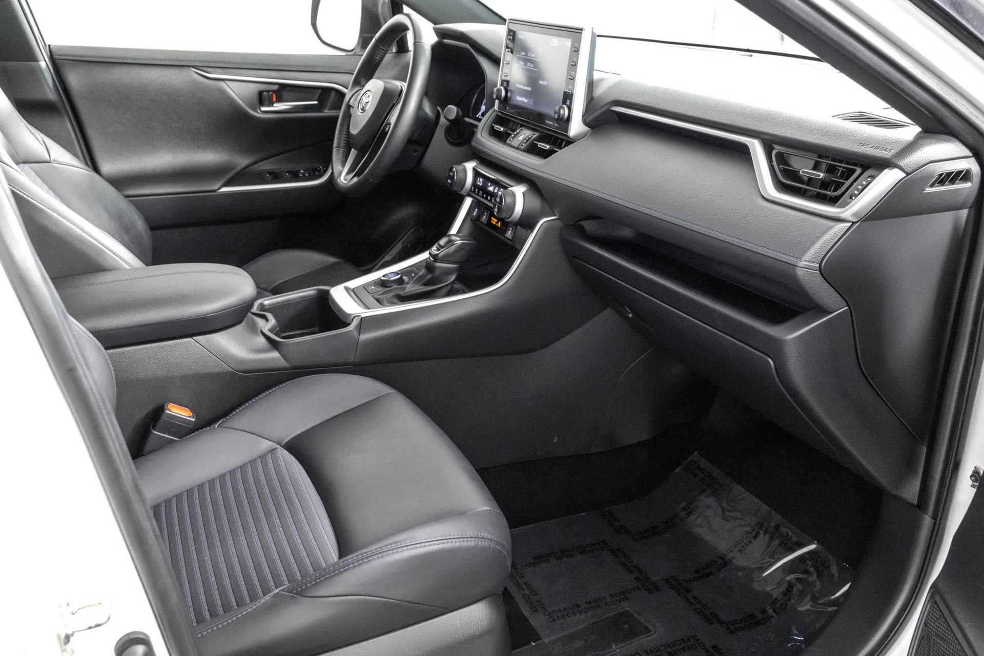 Used 2022 Toyota RAV4 XSE w/ XSE Grade Weather Package AWD/4WD image 41