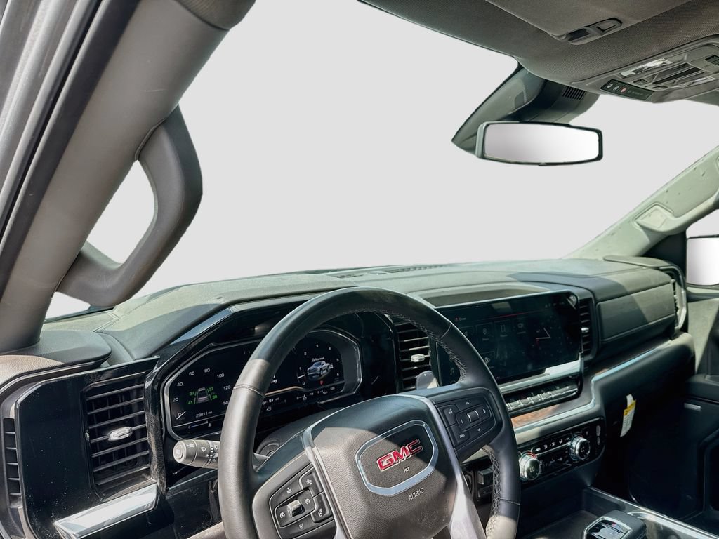 Used 2024 GMC Sierra 1500 SLT AWD/4WD image 12
