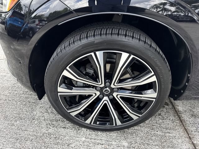 Used 2023 Volvo XC60 B5 Ultimate AWD/4WD image 10