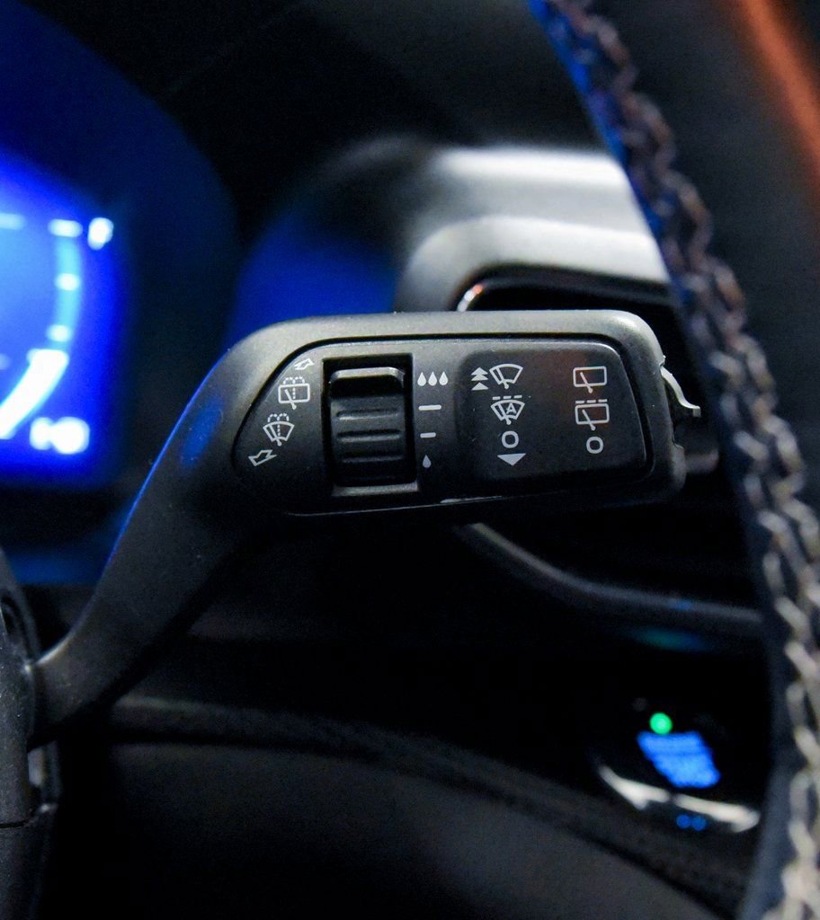 Used 2021 Ford Explorer ST w/ ST Street Pack image 28