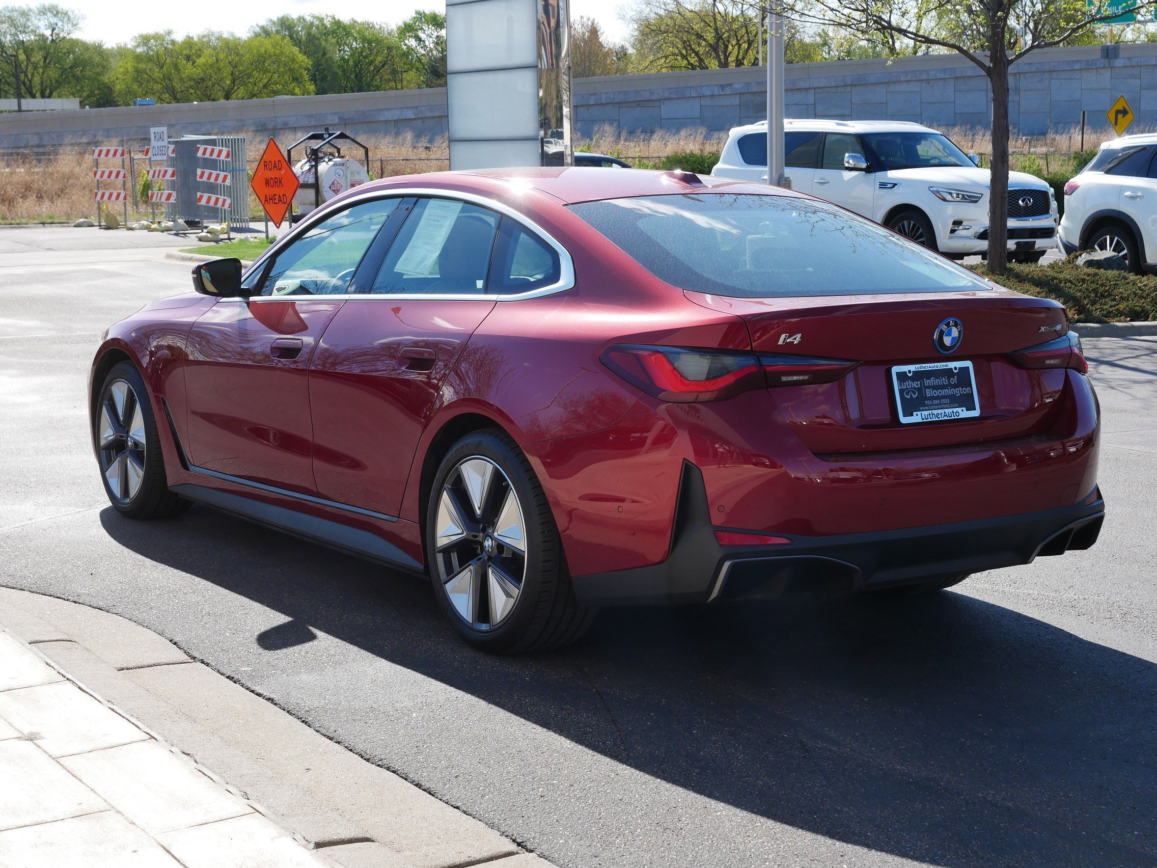 Used 2025 BMW i4 xDrive40i w/ Premium Package AWD/4WD image 5