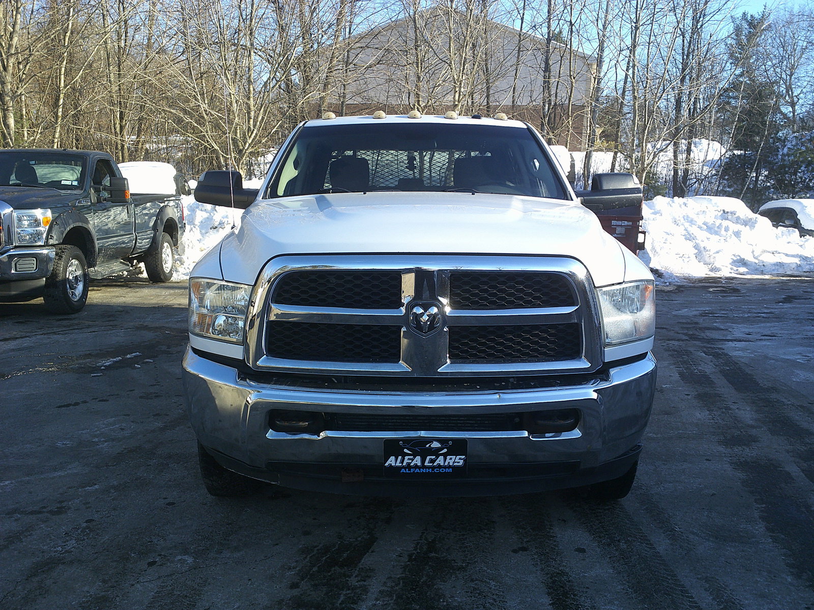 Used 2014 RAM 3500 Tradesman w/ Chrome Appearance Group image 2