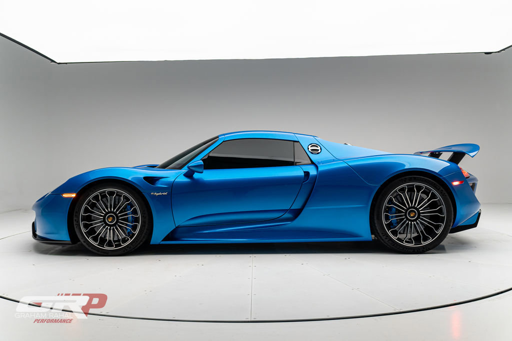Used 2015 Porsche 918 Spyder image 4