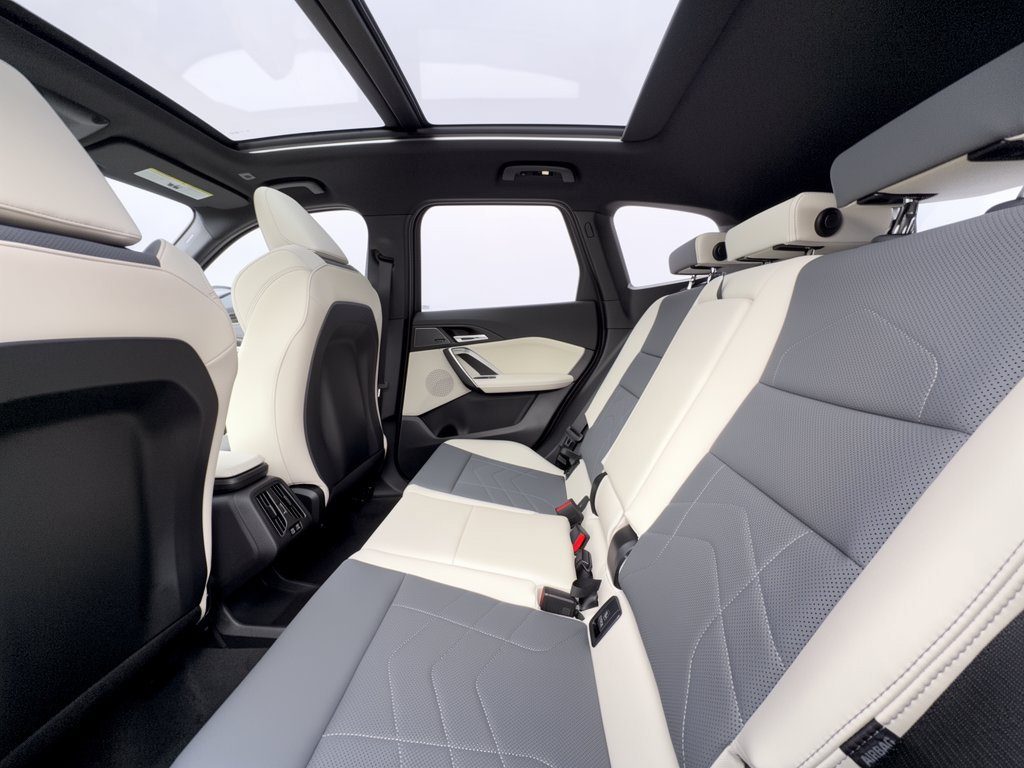 New 2027 BMW X1 xDrive28i AWD/4WD image 24