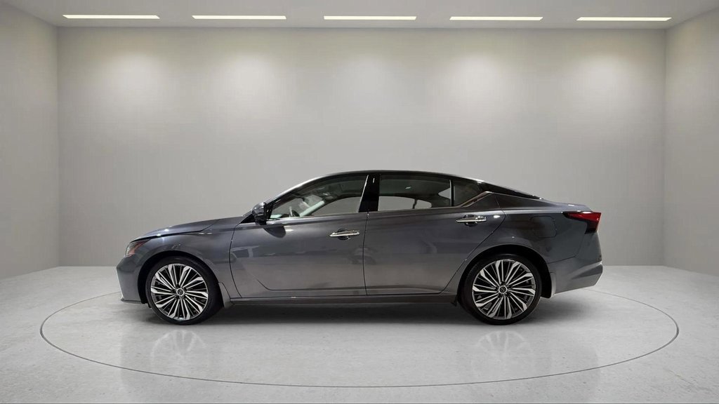 Used 2024 Nissan Altima 2.5 SL image 16