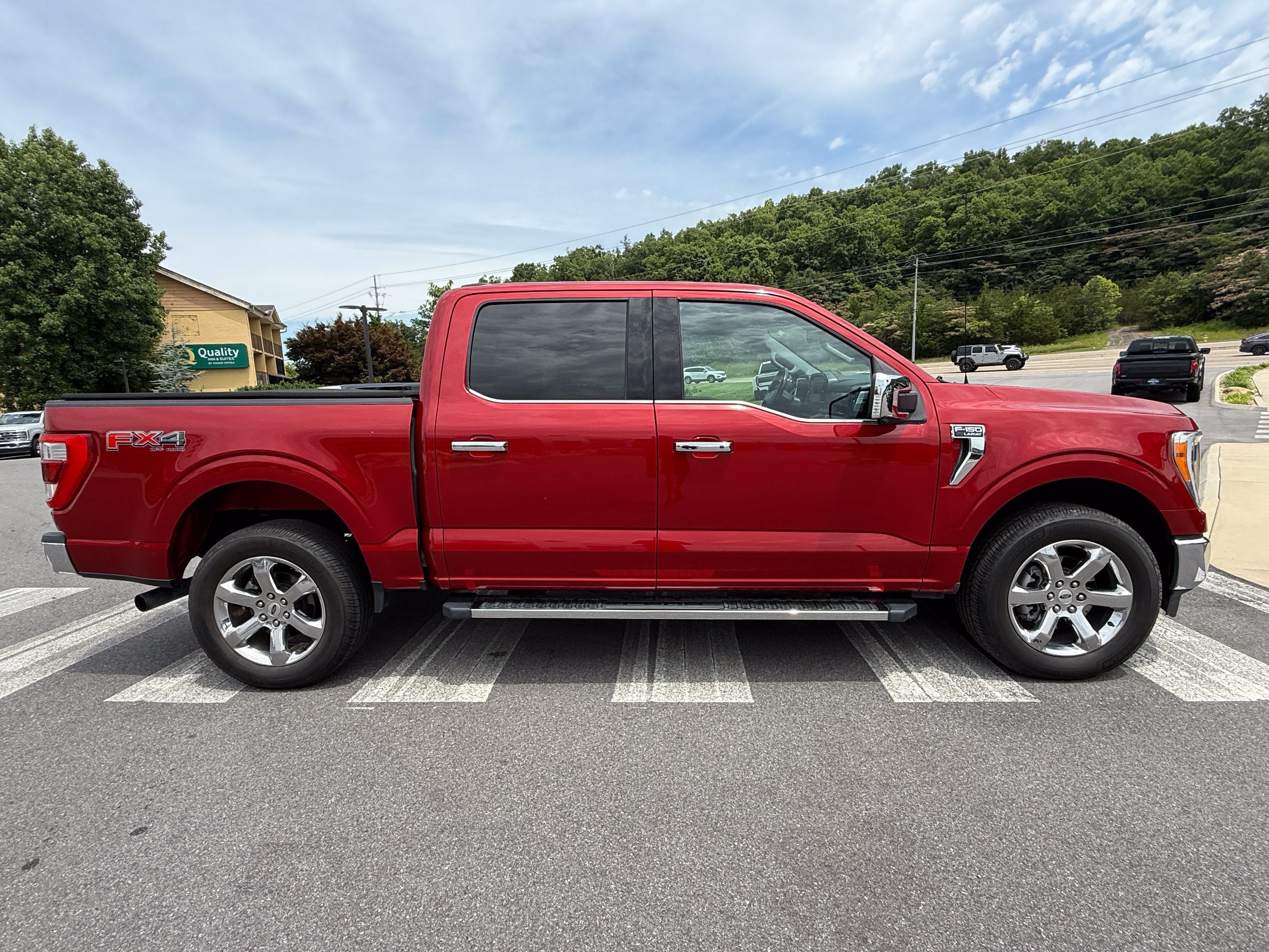 Used 2021 Ford F150 Lariat AWD/4WD image 4