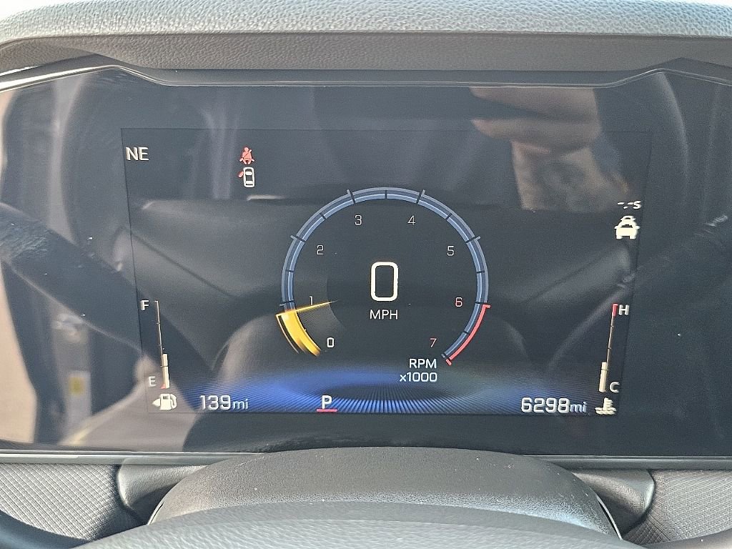 Used 2024 Chevrolet TrailBlazer LS image 34