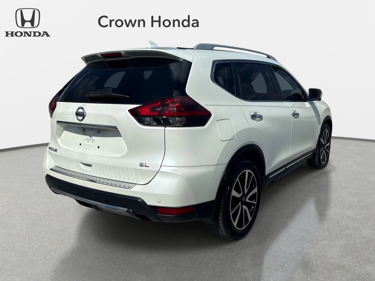 Used 2020 Nissan Rogue SL w/ Premium Package FWD image 4