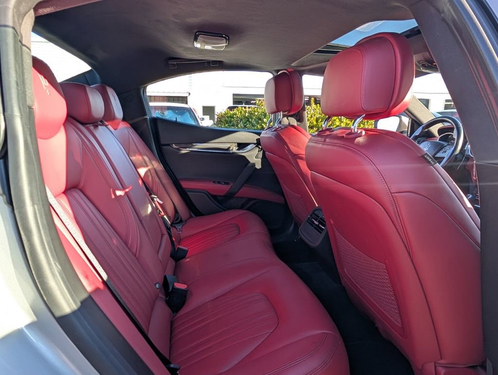 Used 2018 Maserati Ghibli S image 20