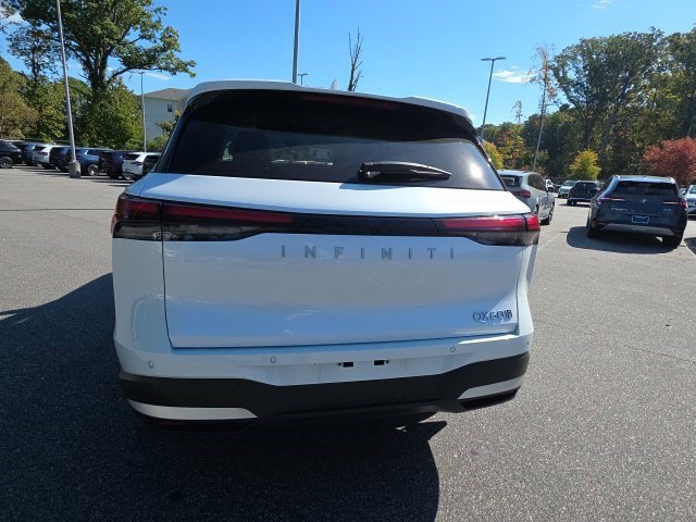 Used 2026 INFINITI QX60 Luxe w/ Family Package AWD/4WD image 13