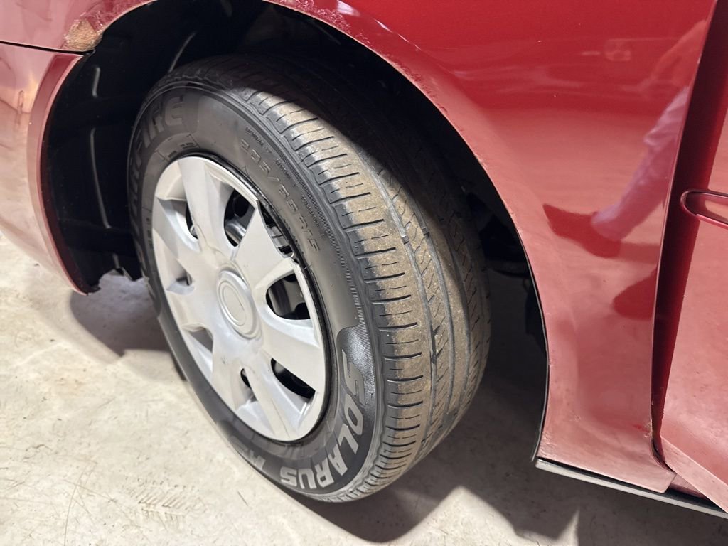 Used 2003 Toyota Camry LE image 3