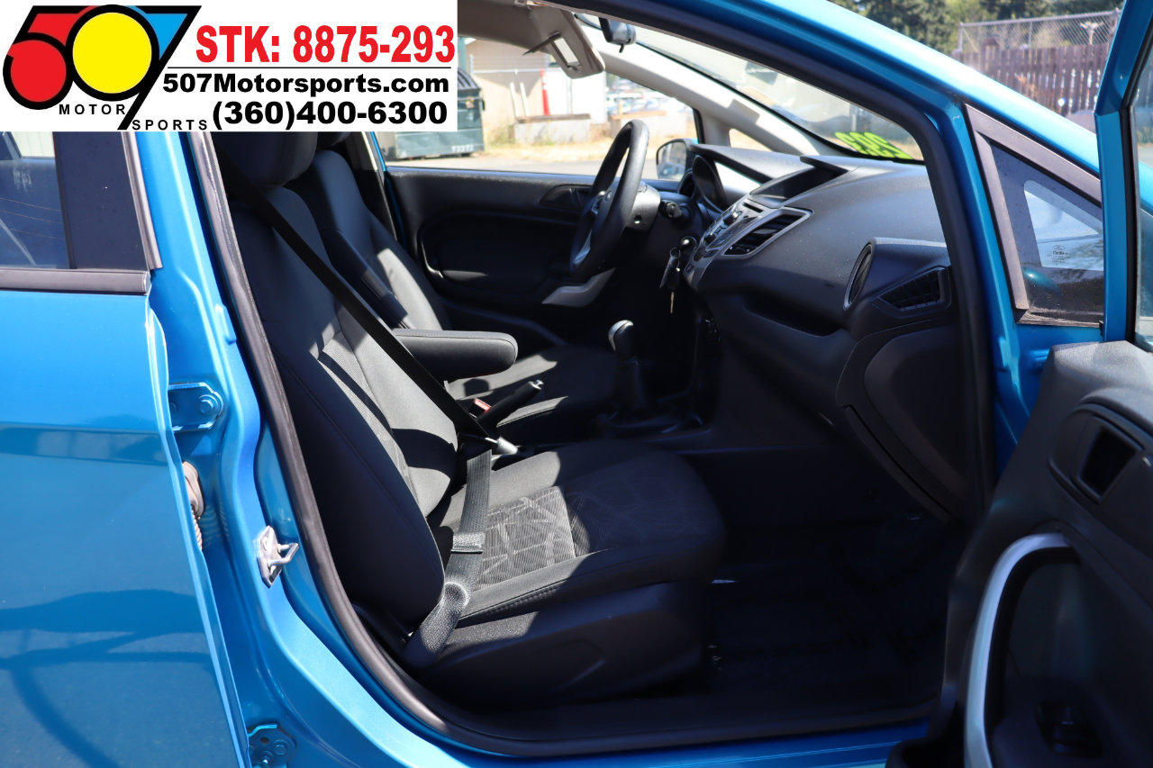 Used 2013 Ford Fiesta SE image 18