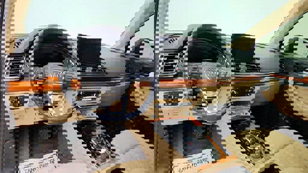 Used 2022 Audi Q5 2.0T Premium Plus w/ Premium Plus Package image 13