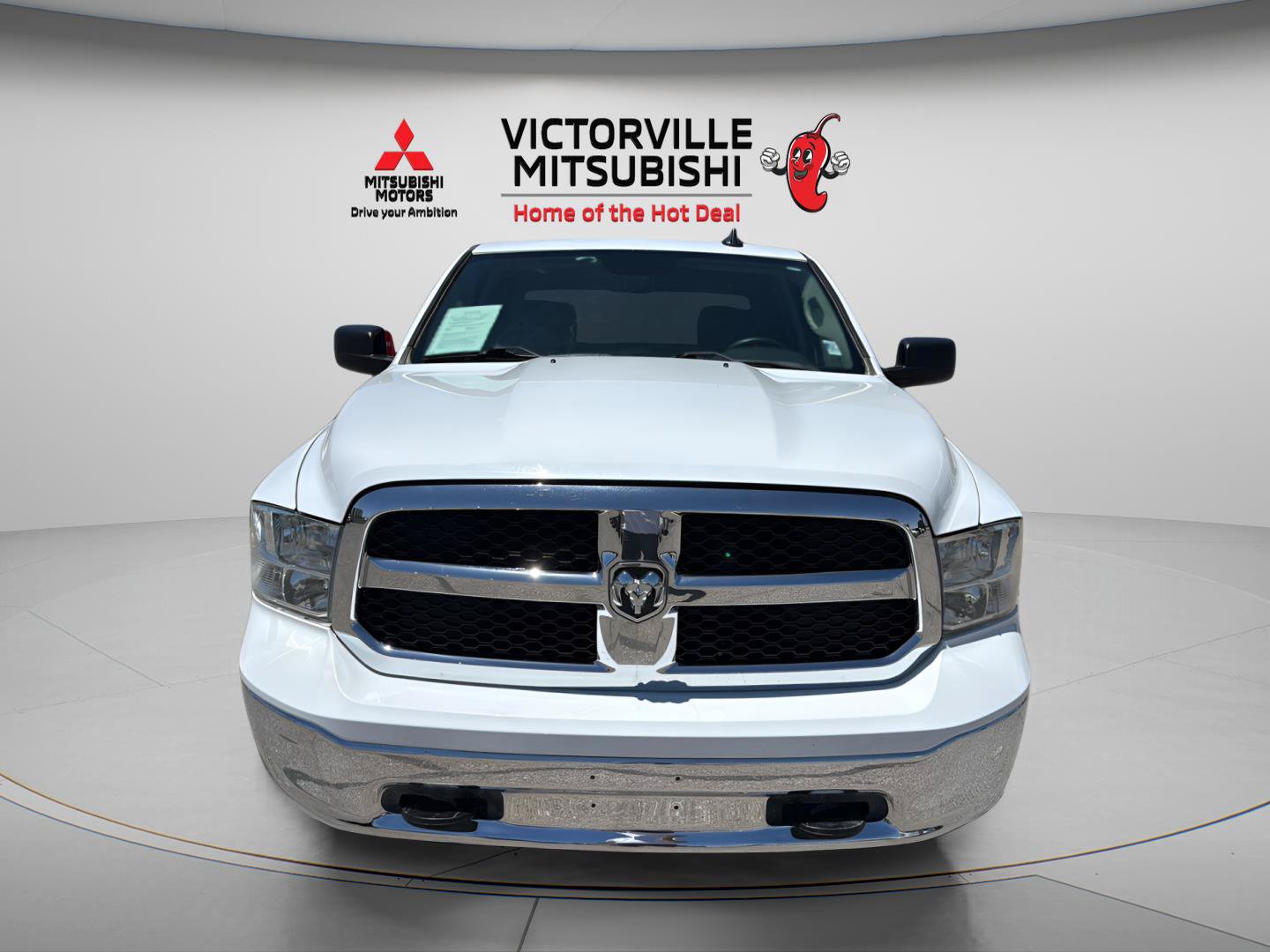 Used 2022 RAM 1500 Classic SLT w/ Electronics Group AWD/4WD image 2
