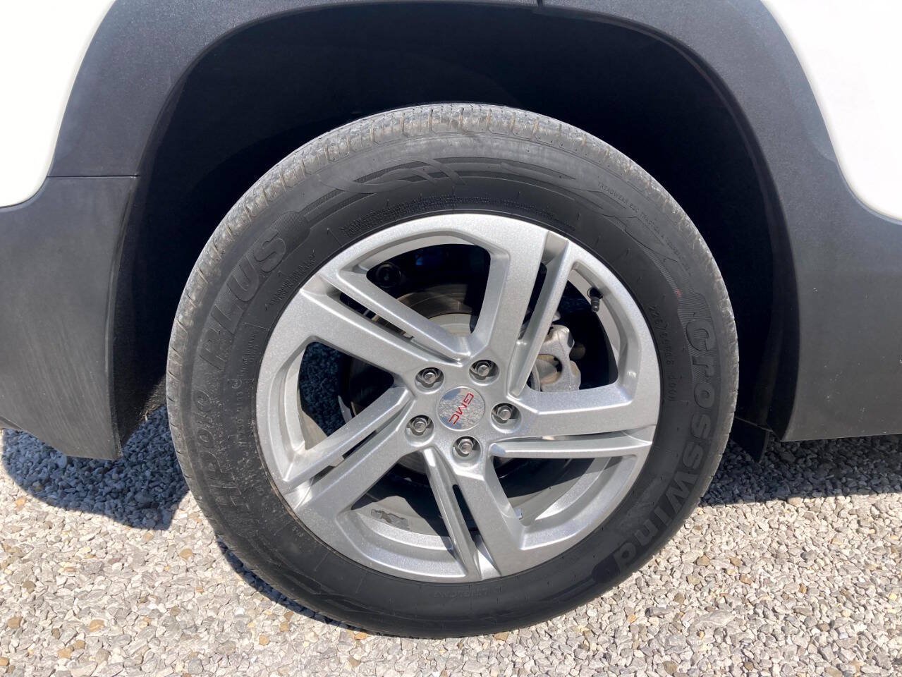 Used 2018 GMC Terrain SLE FWD image 19