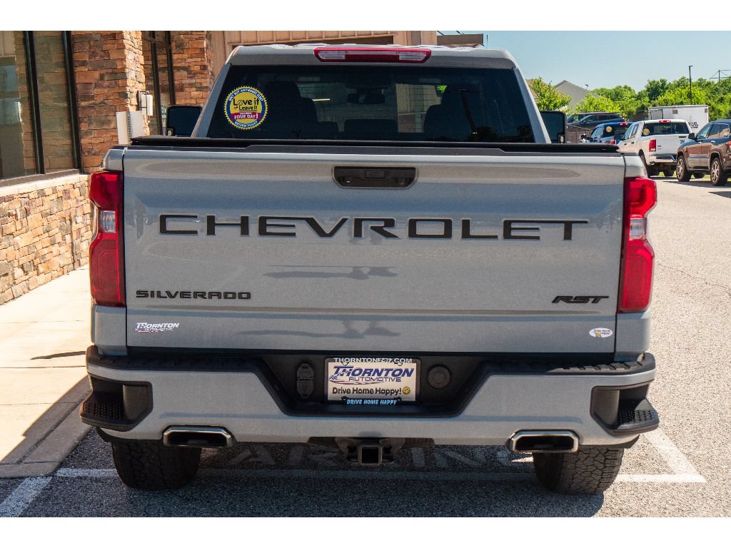 Used 2024 Chevrolet Silverado 1500 RST AWD/4WD image 4