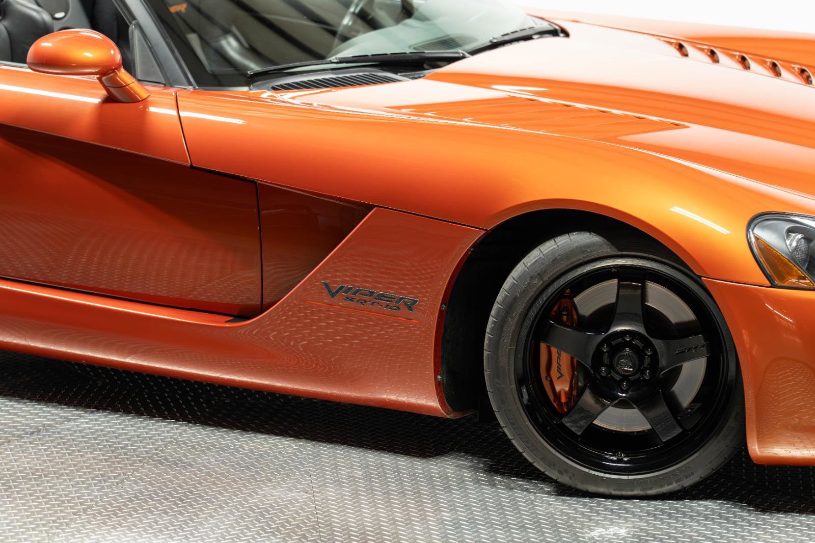 Used 2005 Dodge Viper SRT-10 w/ Copperhead Edition Group RWD image 44