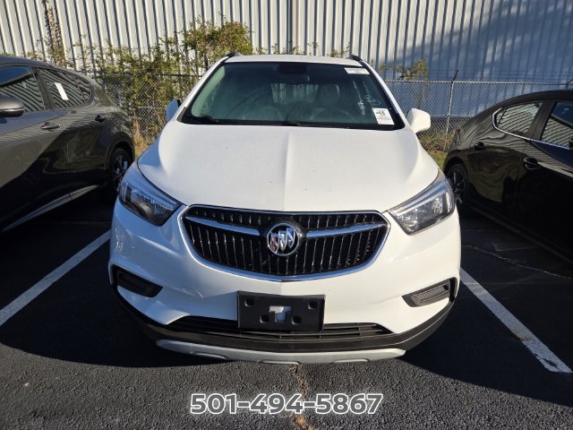 Used 2021 Buick Encore Preferred AWD/4WD image 2