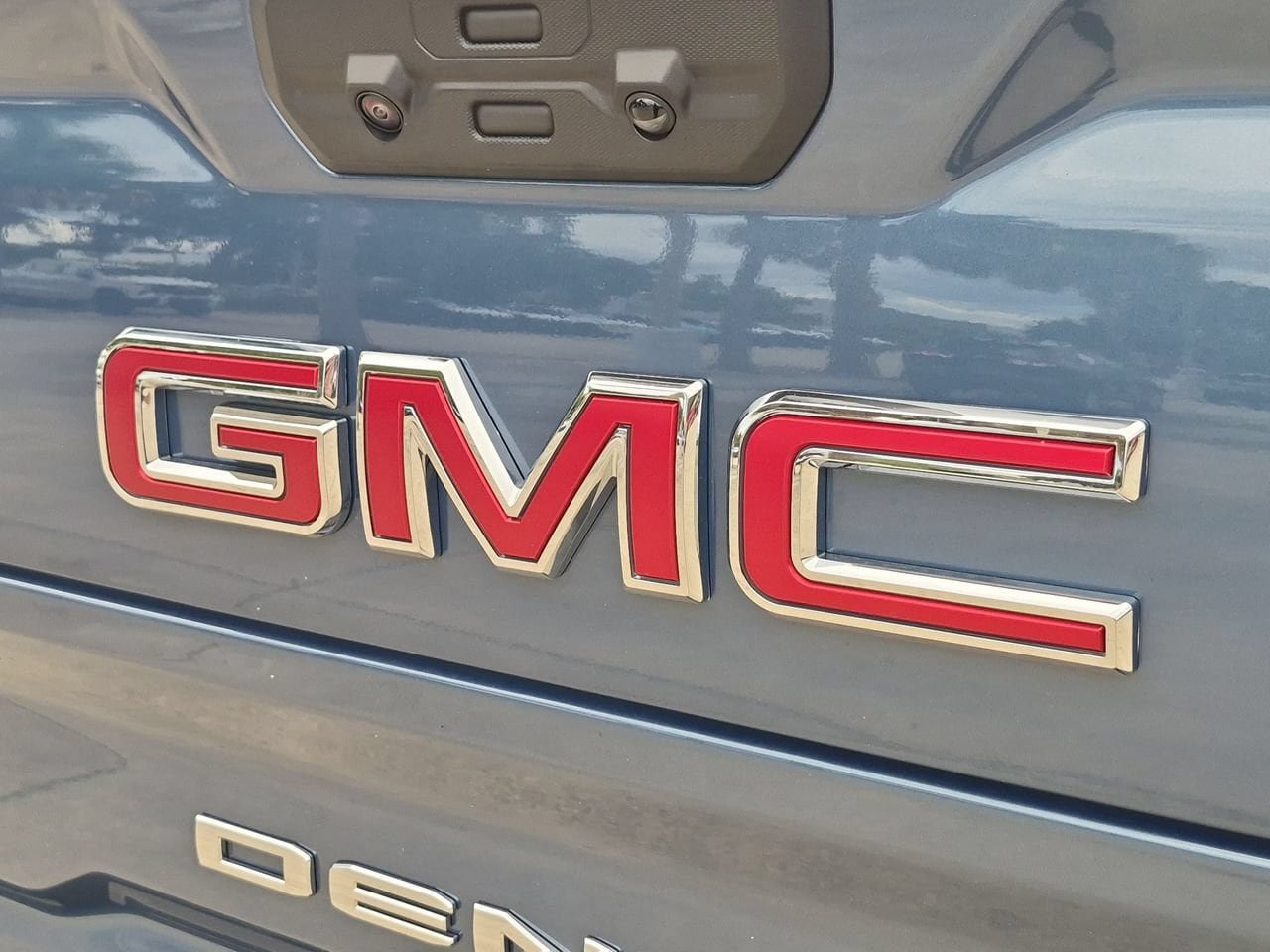 Used 2026 GMC Sierra 1500 Denali w/ Technology Package AWD/4WD image 5