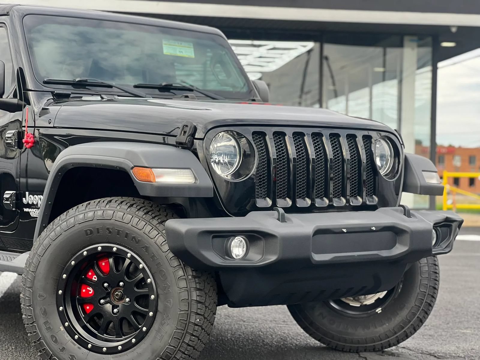 Used 2018 Jeep Wrangler Unlimited Sport AWD/4WD image 2