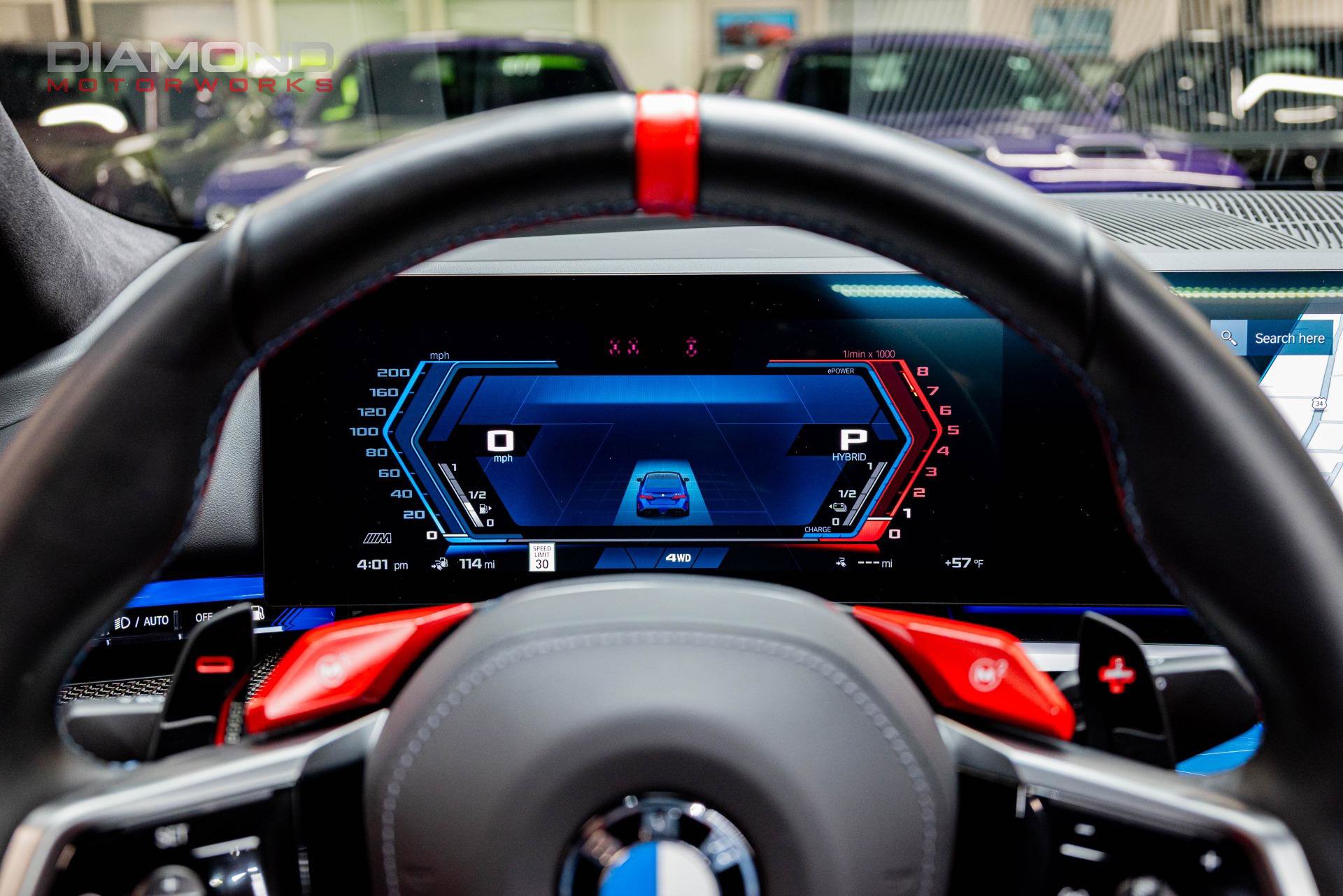 Used 2025 BMW M5 w/ Carbon Package image 99